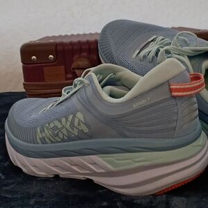 Hoka Bondi 7 Running Shoes